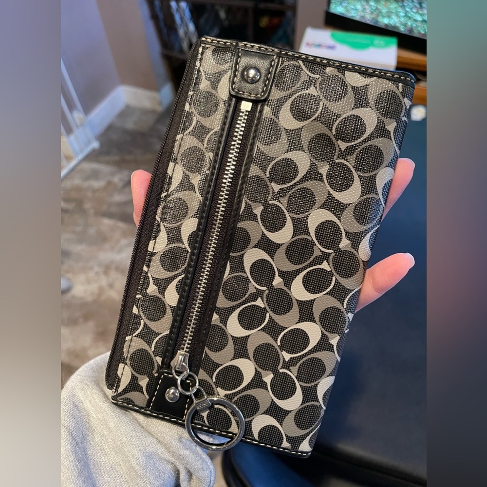 Coach wallet